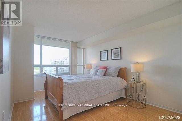 1002 - 11 Townsgate Drive, Vaughan, Ontario L4J 8G4 - Photo 7 - N13831762