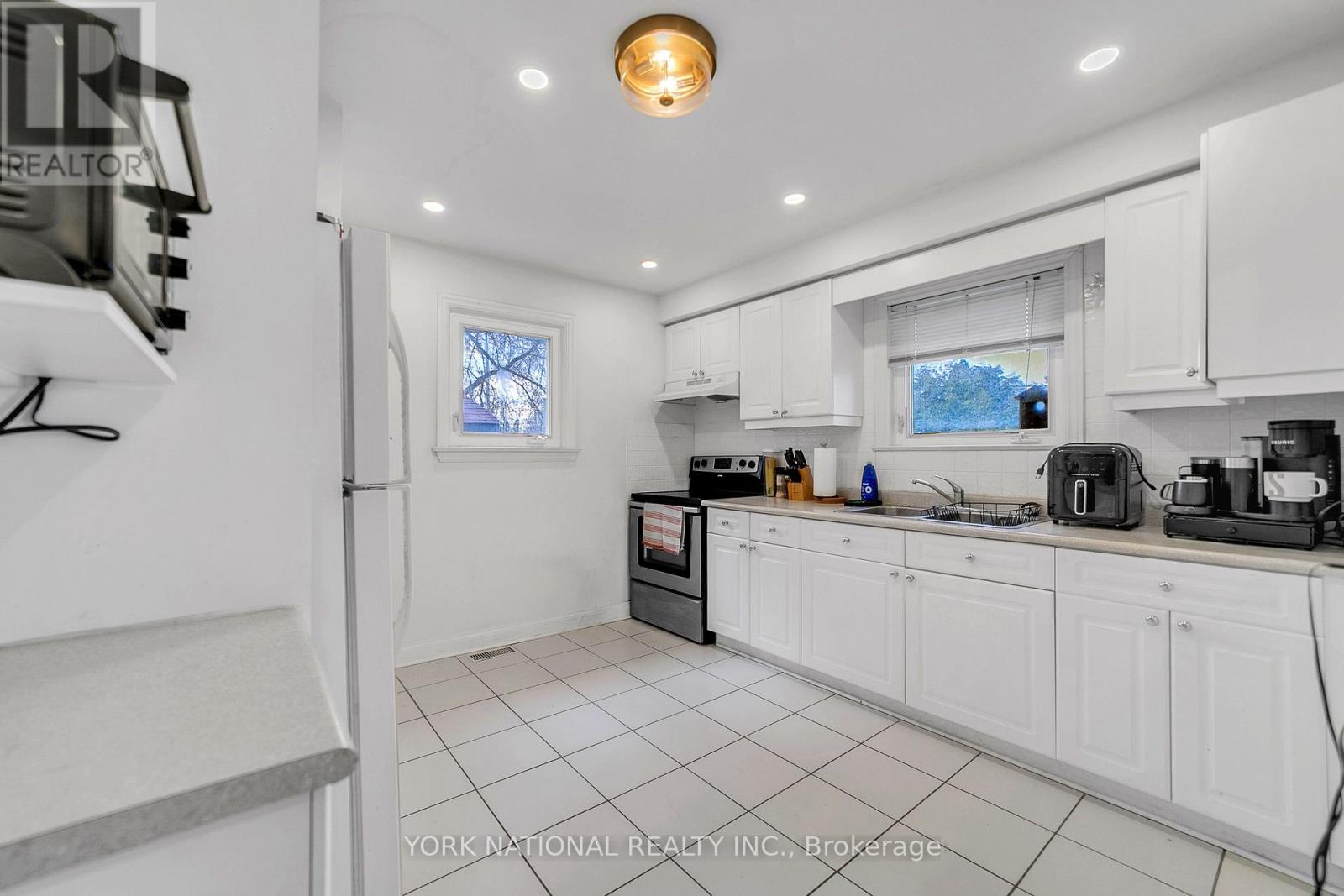 19392 Yonge Street, East Gwillimbury, Ontario  L9N 1L7 - Photo 14 - N13831788