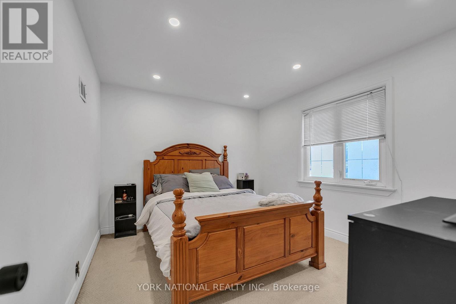 19392 Yonge Street, East Gwillimbury, Ontario  L9N 1L7 - Photo 17 - N13831788