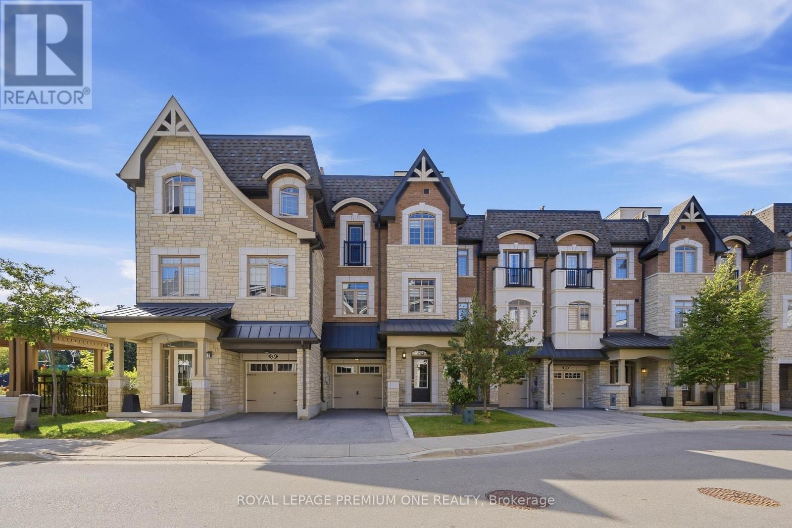 86 Glazebrook Drive, Vaughan, Ontario  L4L 0H9 - Photo 2 - N13831806