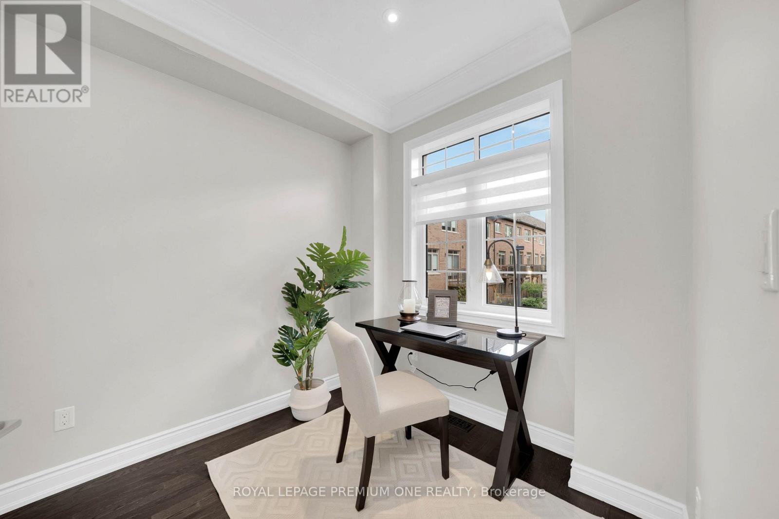 86 Glazebrook Drive, Vaughan, Ontario  L4L 0H9 - Photo 6 - N13831806