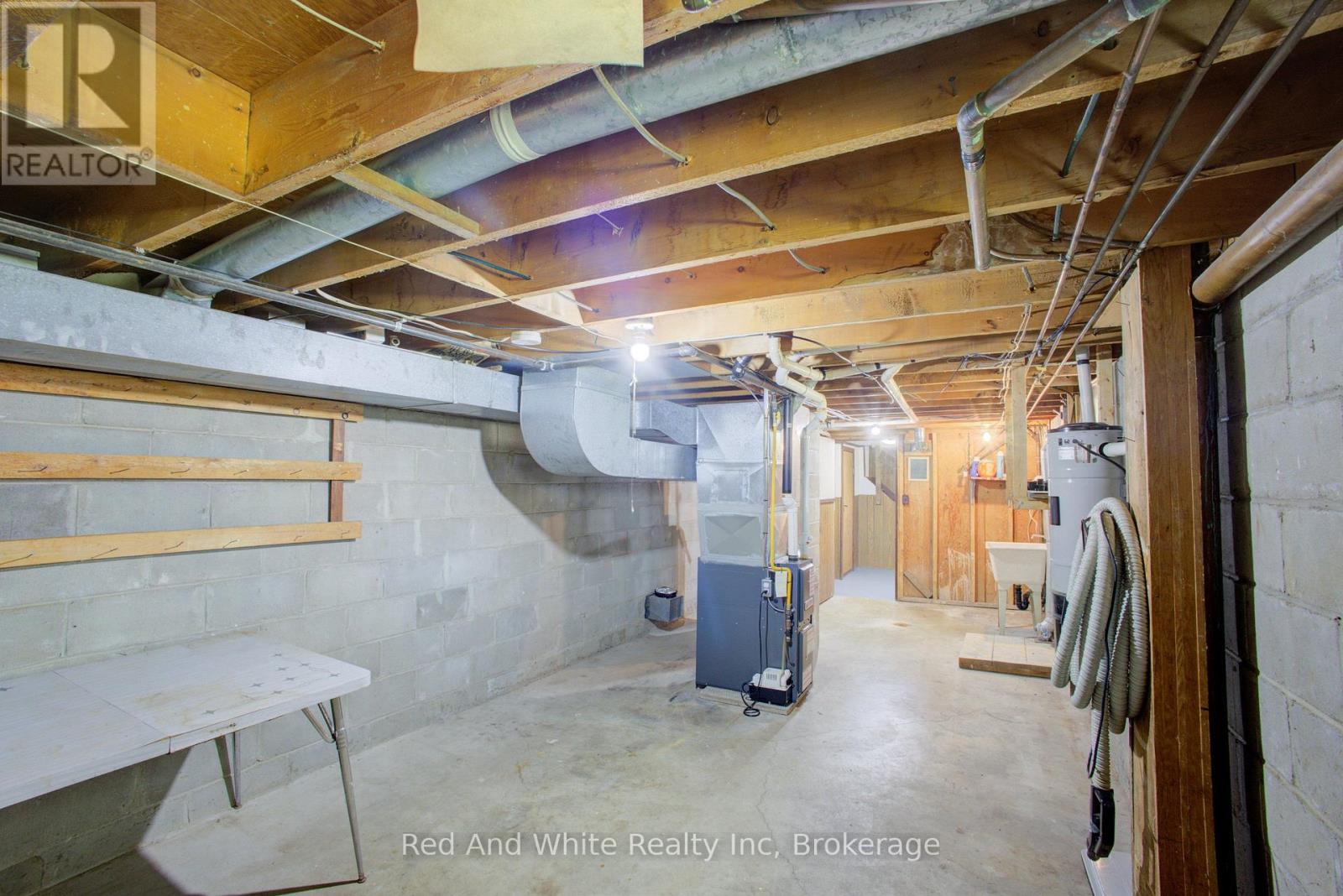 1203 Yonget Street S, Brockton, Ontario  N0G 2V0 - Photo 32 - X13831746