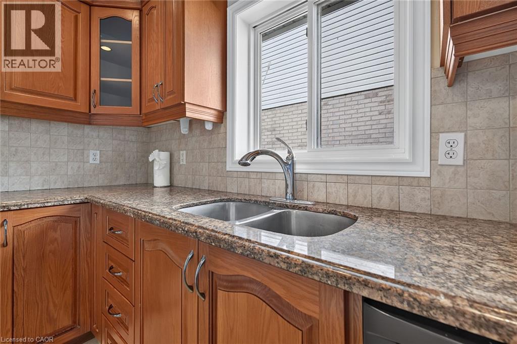 795 Tenth Avenue, Hamilton, Ontario  L8T 2G4 - Photo 14 - 40863682