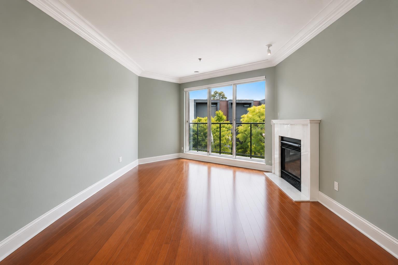 220 15210 Pacific Avenue, White Rock, British Columbia  V4B 5L2 - Photo 4 - R3145859