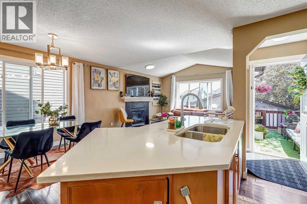 63 Everglen Rise Sw, Calgary, Alberta  T2Y 4Z4 - Photo 14 - A2348044