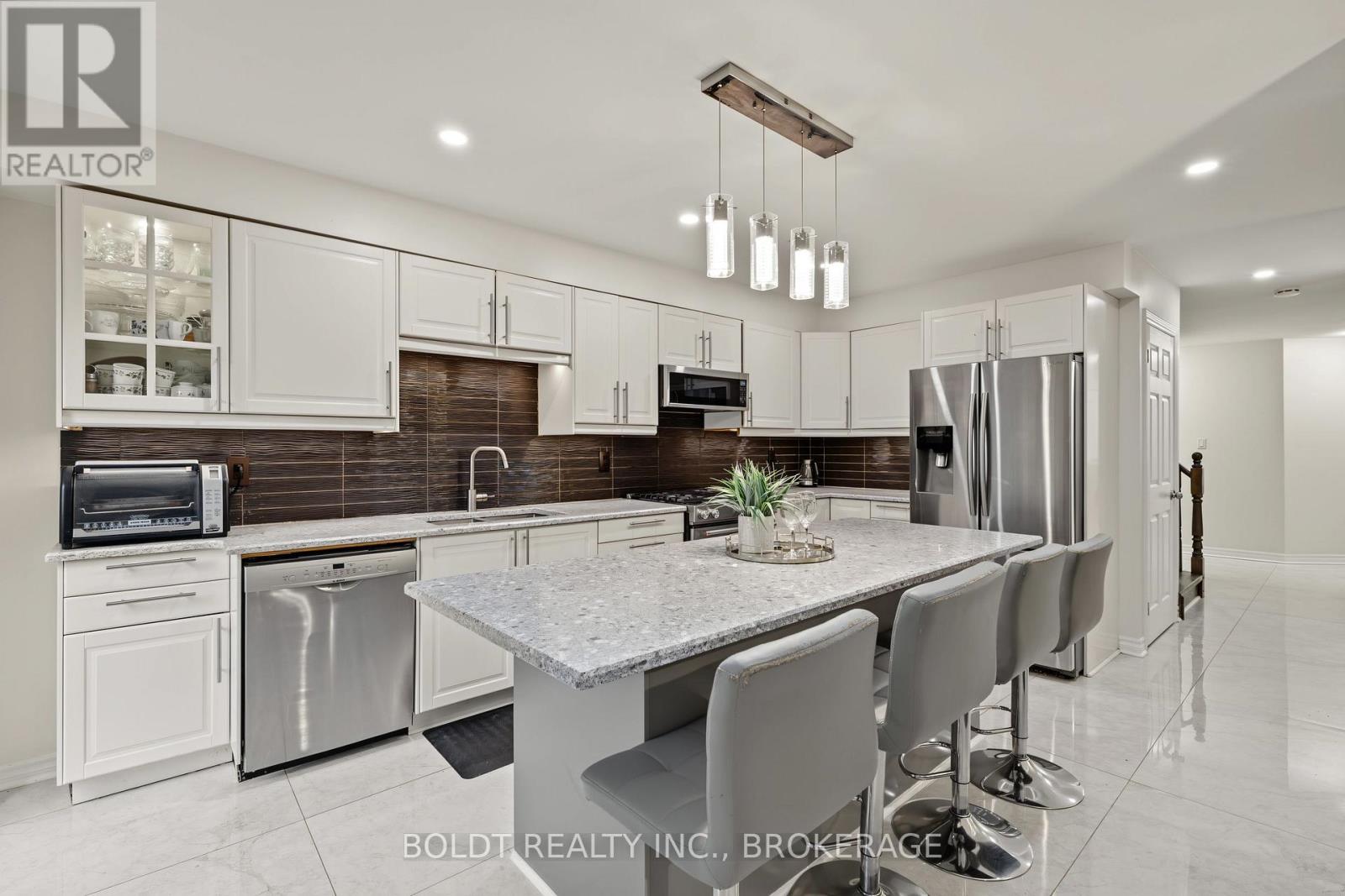 17 Valridge Drive, Hamilton (Ancaster), Ontario  L9G 4Y5 - Photo 18 - X13831854