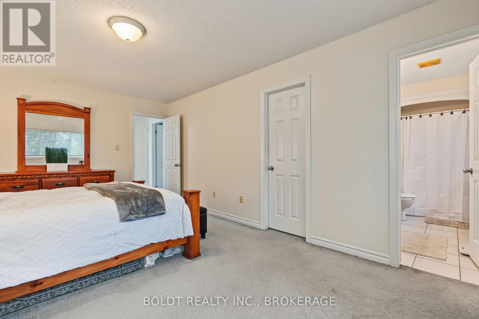 17 Valridge Drive, Hamilton (Ancaster), Ontario  L9G 4Y5 - Photo 22 - X13831854