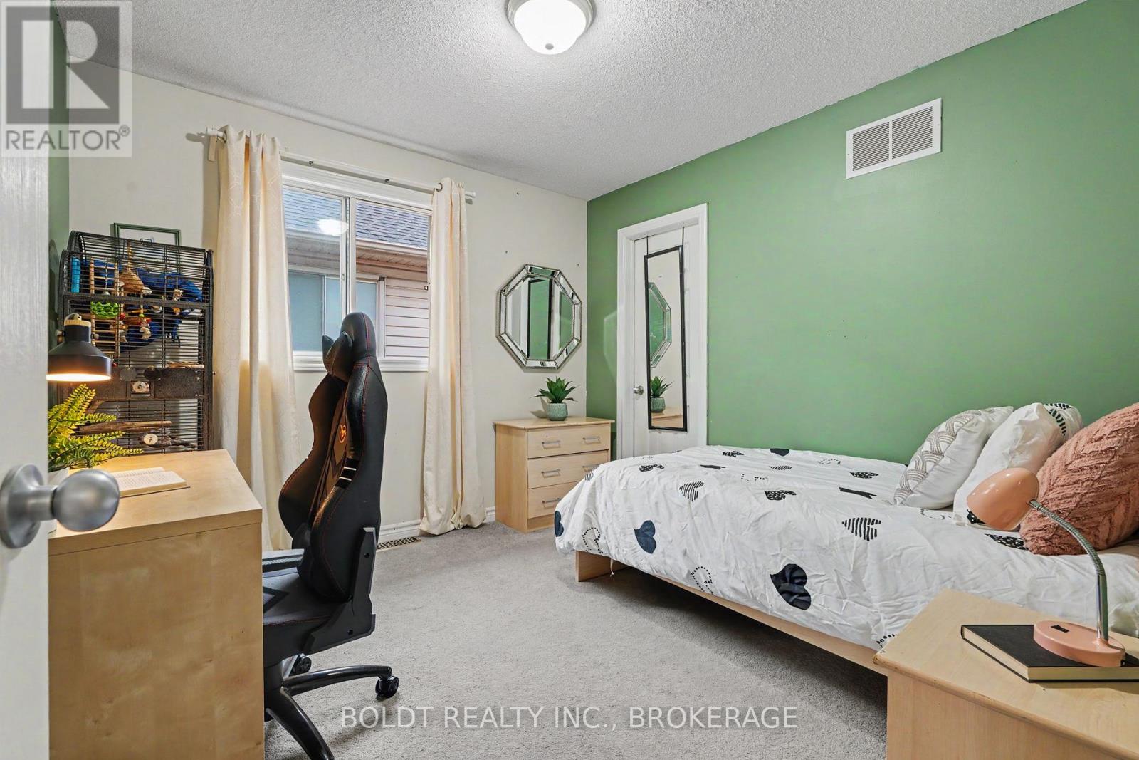 17 Valridge Drive, Hamilton (Ancaster), Ontario  L9G 4Y5 - Photo 28 - X13831854