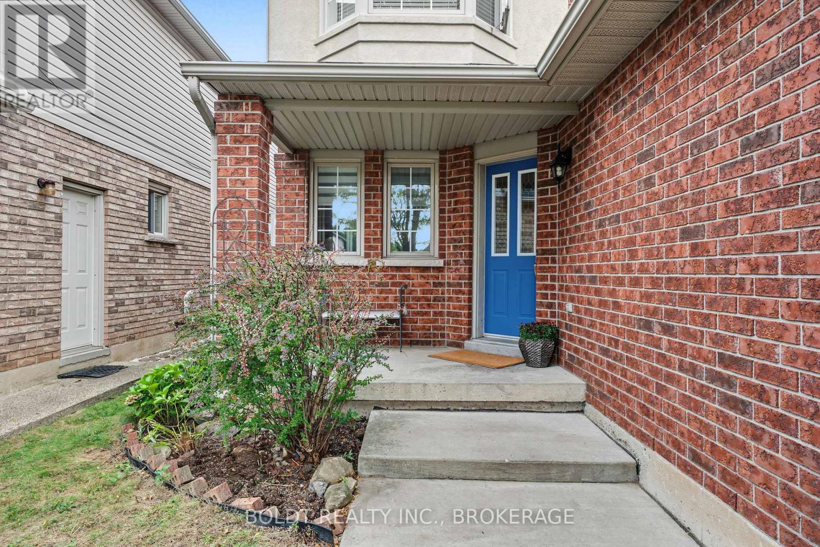 17 Valridge Drive, Hamilton (Ancaster), Ontario  L9G 4Y5 - Photo 4 - X13831854