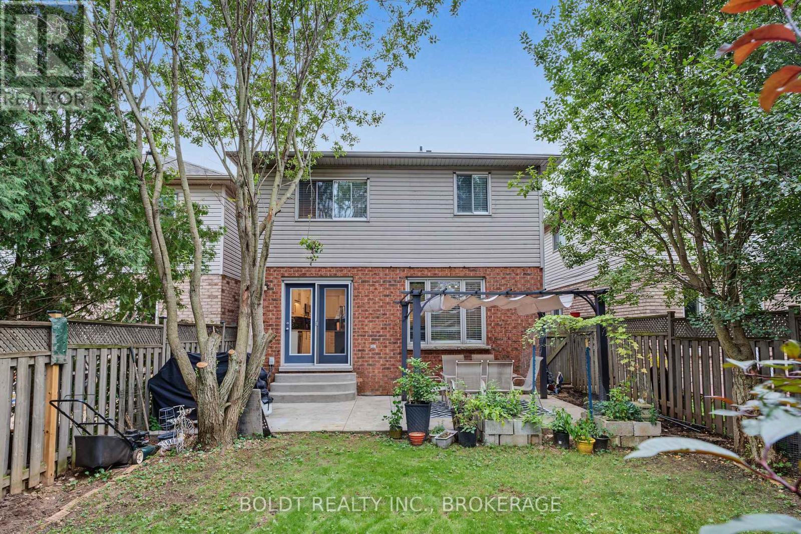 17 Valridge Drive, Hamilton (Ancaster), Ontario  L9G 4Y5 - Photo 43 - X13831854