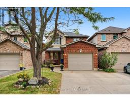 17 VALRIDGE DRIVE, Hamilton, Ontario