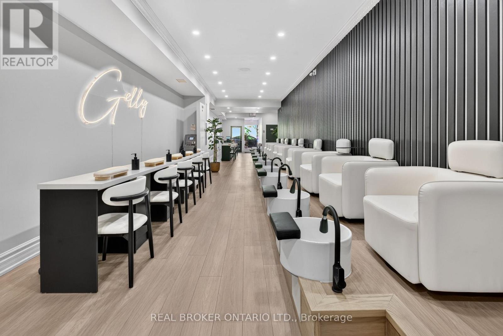 803 Dundas Street W, Toronto, Ontario  M6J 1V2 - Photo 11 - C13831850