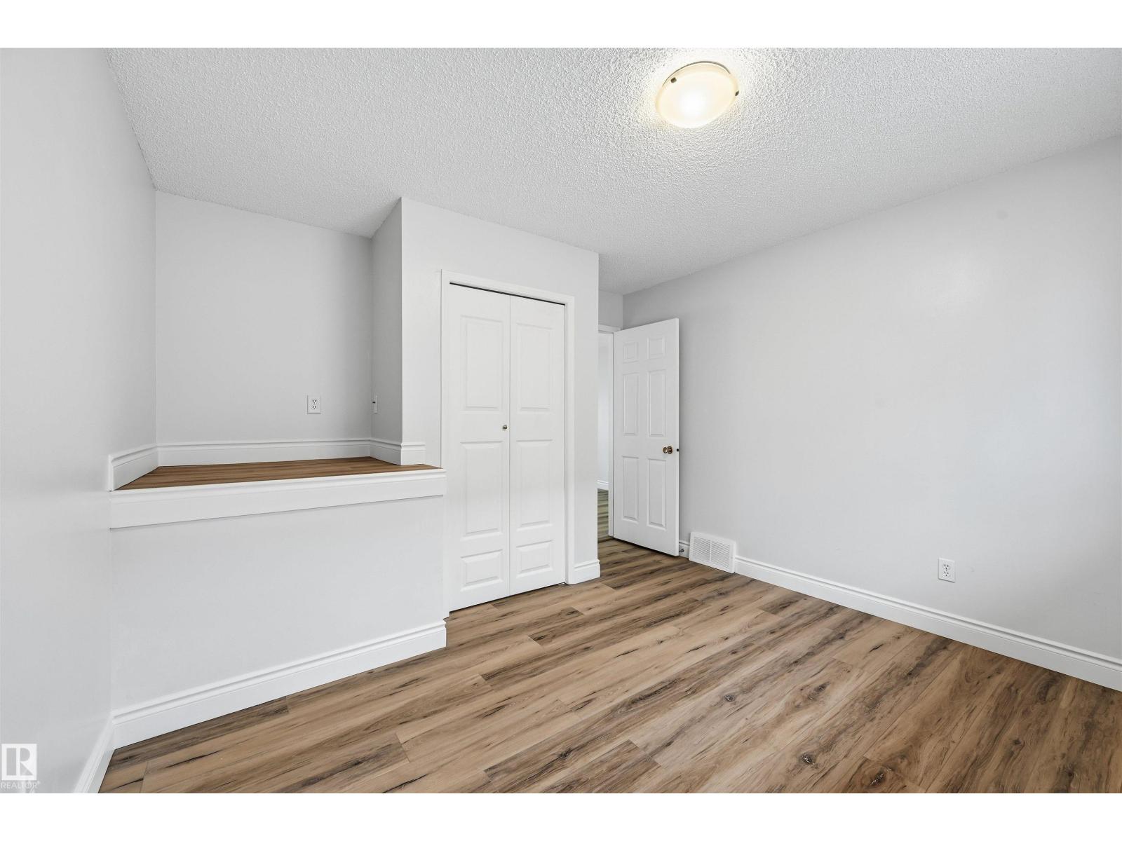 11615 8 Av Nw, Edmonton, Alberta  T6J 6Z8 - Photo 24 - E4510565