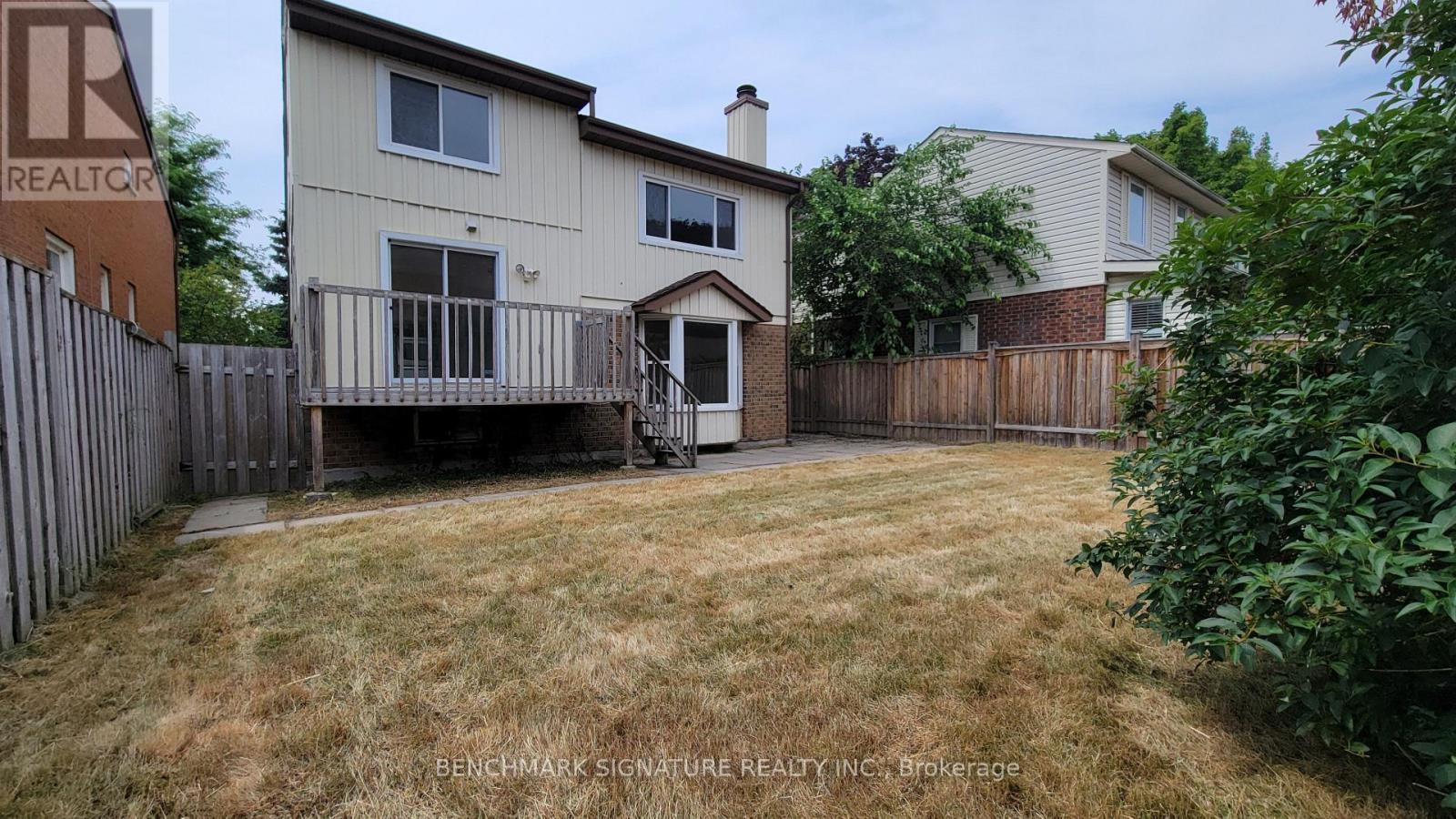 35 Wintermute Boulevard, Toronto, Ontario  M1W 3M5 - Photo 2 - E13410750