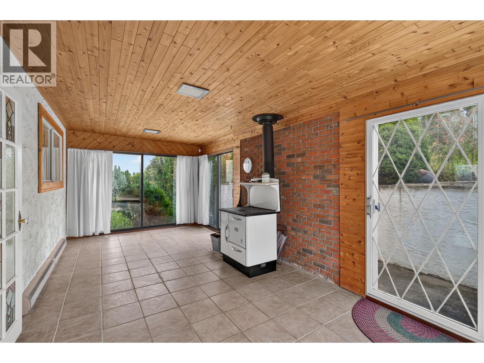 838 Mckenzie Road, Kelowna, British Columbia  V1X 2B3 - Photo 23 - 10391617