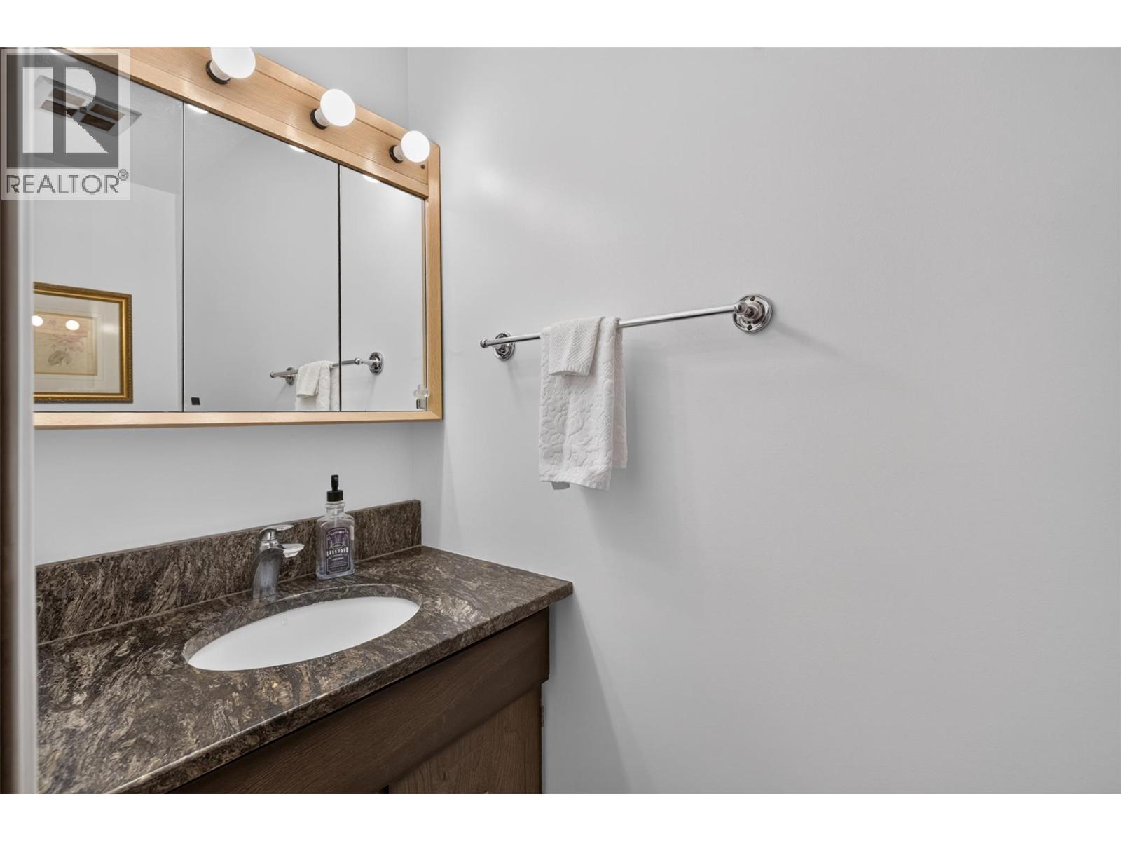 838 Mckenzie Road, Kelowna, British Columbia  V1X 2B3 - Photo 29 - 10391617
