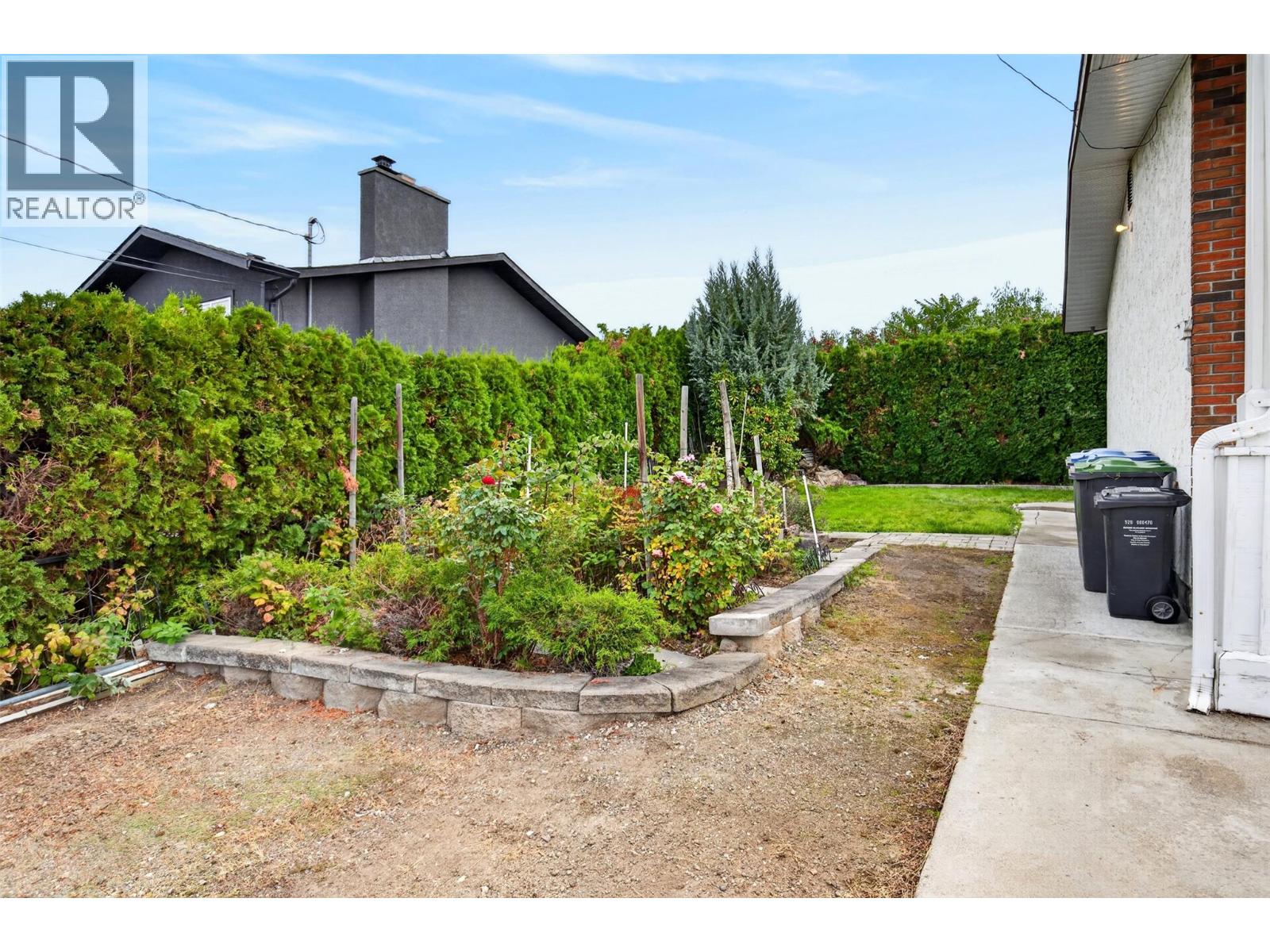 838 Mckenzie Road, Kelowna, British Columbia  V1X 2B3 - Photo 37 - 10391617