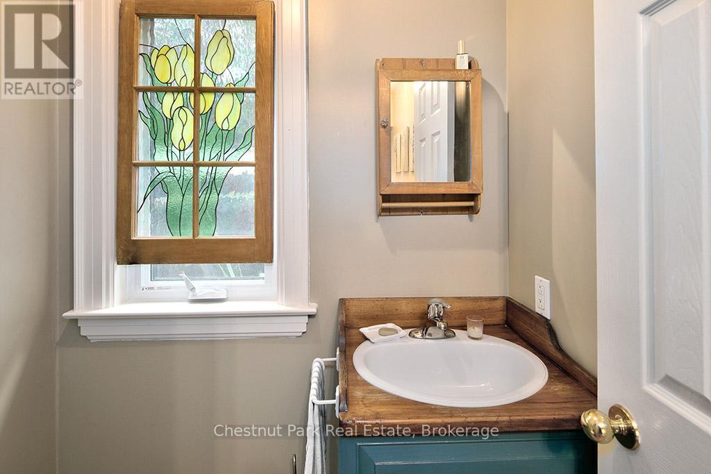 114 Clark Street, Blue Mountains, Ontario  N0H 1J0 - Photo 21 - X13624646