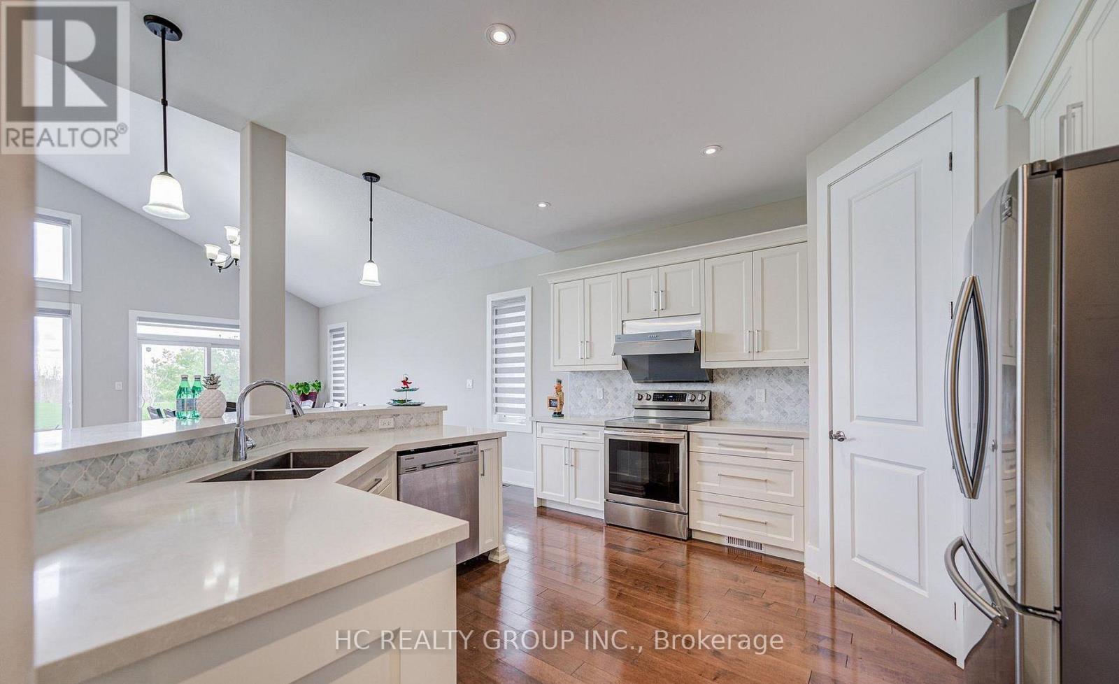295 Sunnybrae Avenue, Innisfil, Ontario  L9S 0K9 - Photo 8 - N13786620