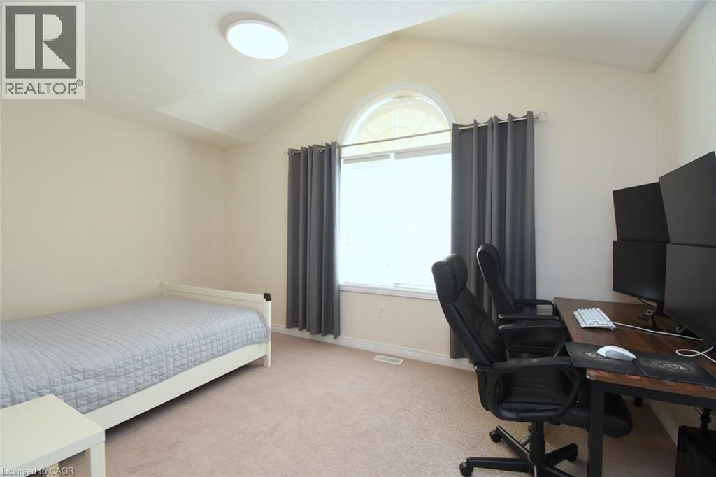 25 Guest Street, Hamilton, Ontario  L9K 0G2 - Photo 32 - 40864982