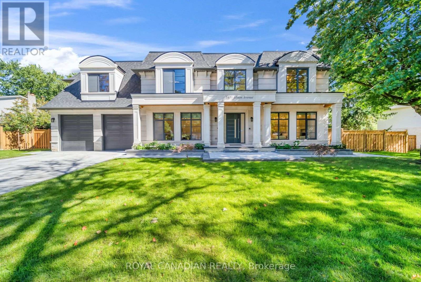 1470 Albion Avenue, Oakville, Ontario  L6J 5T4 - Photo 2 - W13831870