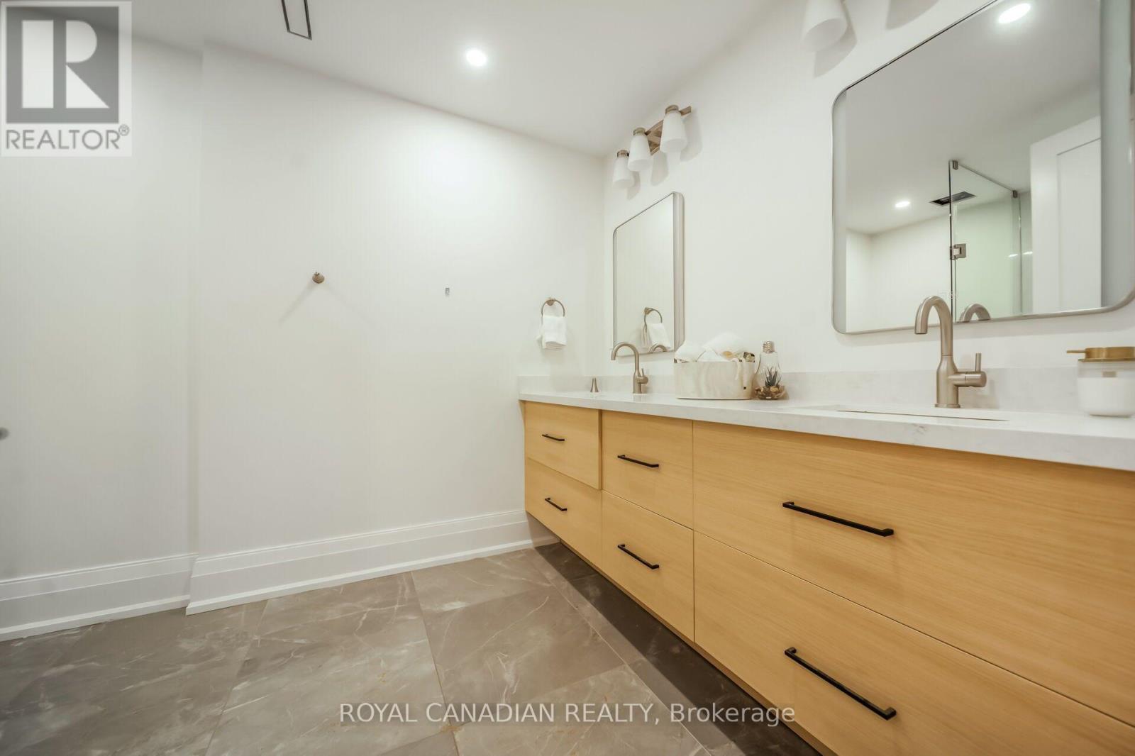 1470 Albion Avenue, Oakville, Ontario  L6J 5T4 - Photo 40 - W13831870