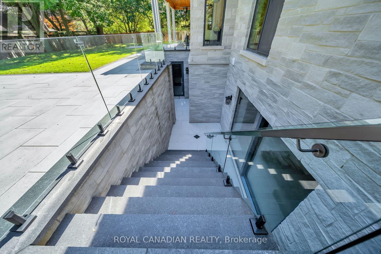 1470 Albion Avenue, Oakville, Ontario  L6J 5T4 - Photo 49 - W13831870