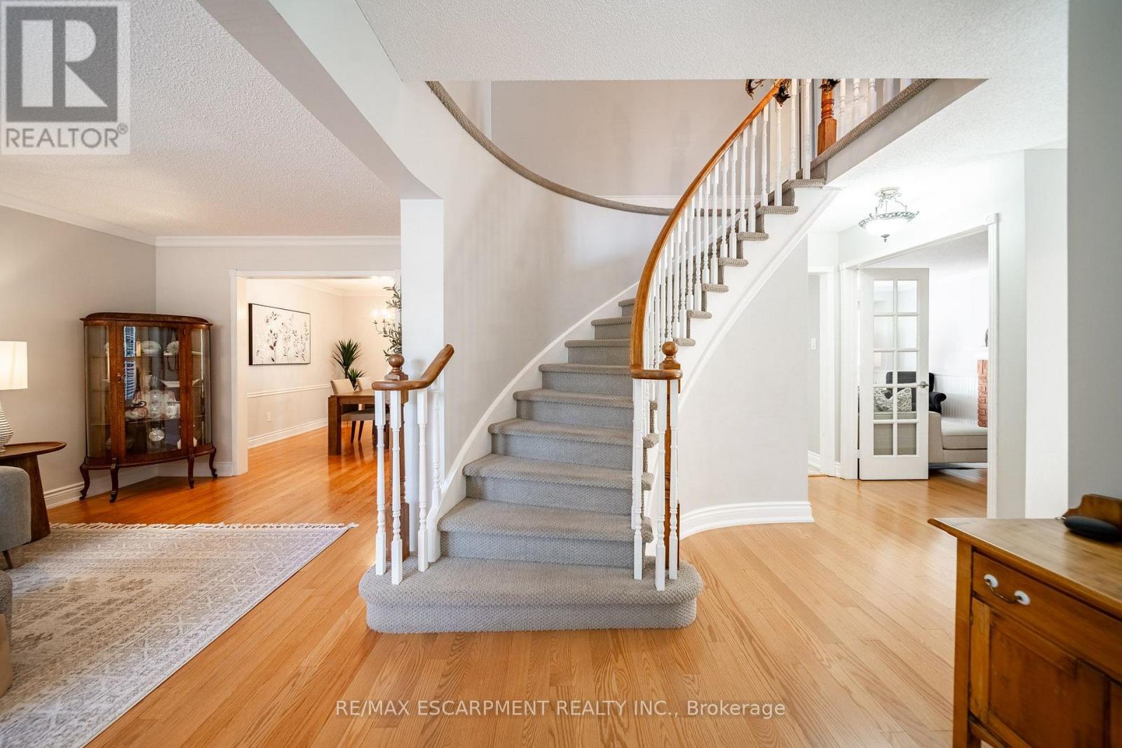 3212 Pinemeadow Drive, Burlington, Ontario  L7M 2N7 - Photo 5 - W13831878