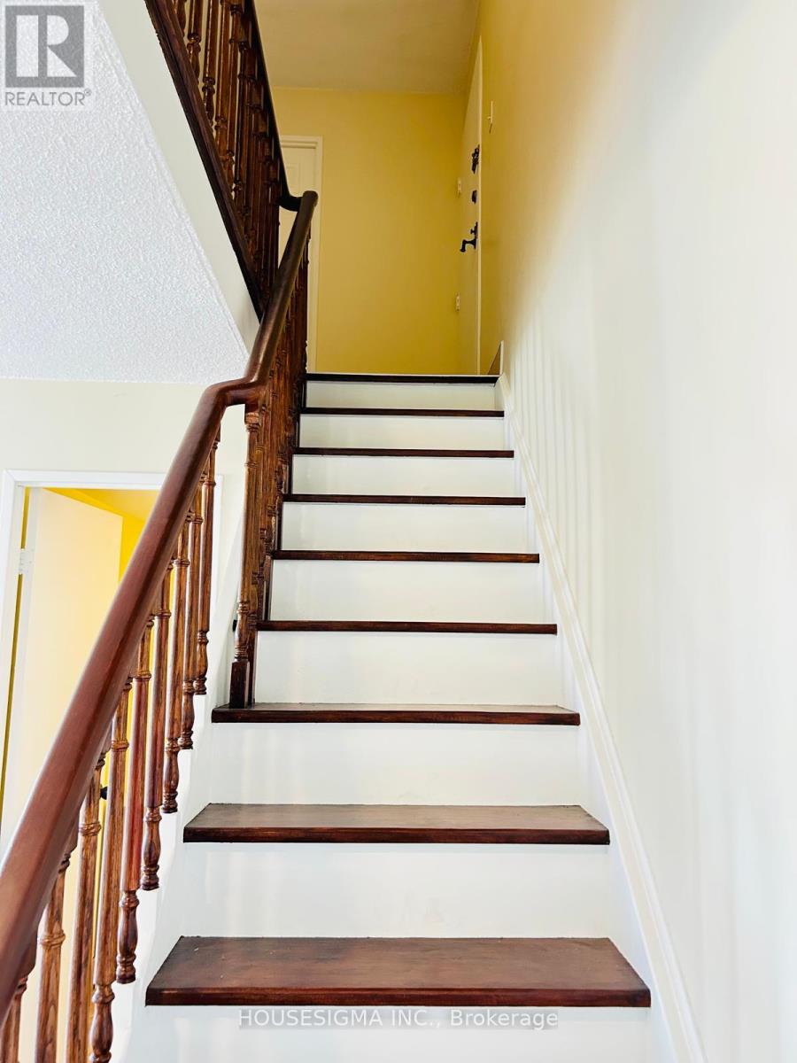 314 - 1300 Marlborough Court, Oakville, Ontario  L6H 2S2 - Photo 9 - W13831896