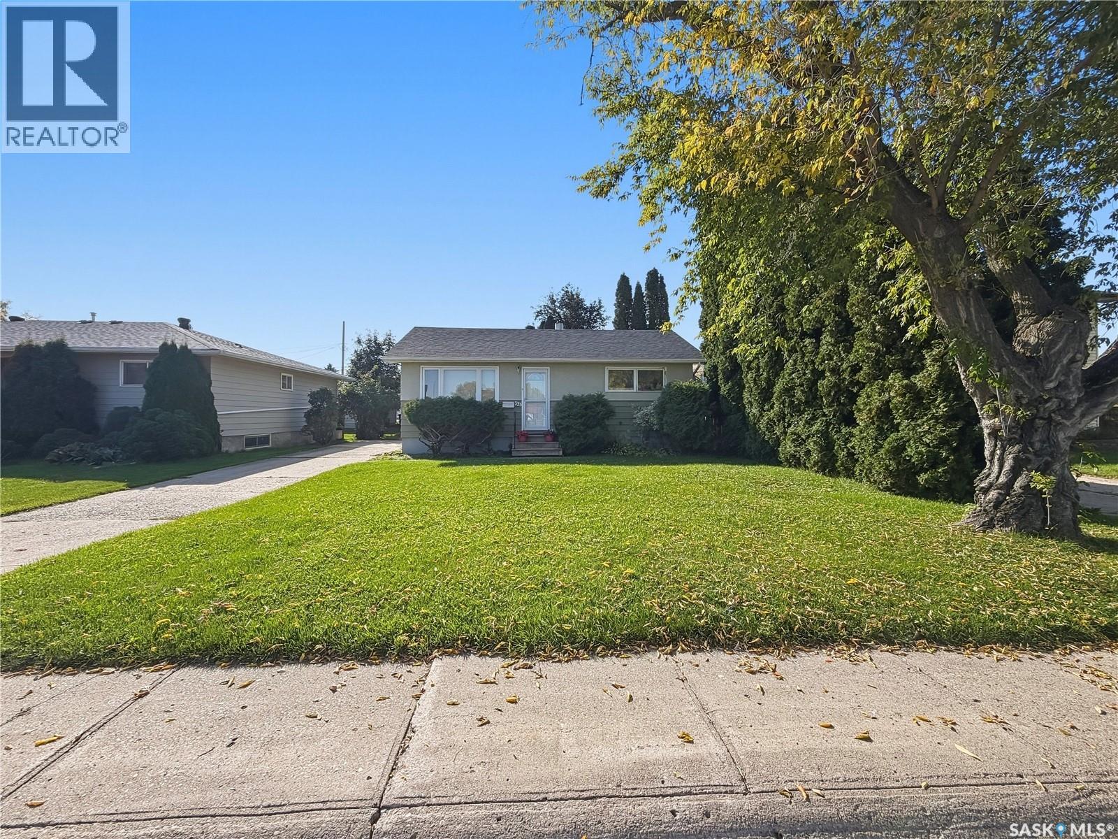333 24th STREET E, Prince Albert, Saskatchewan