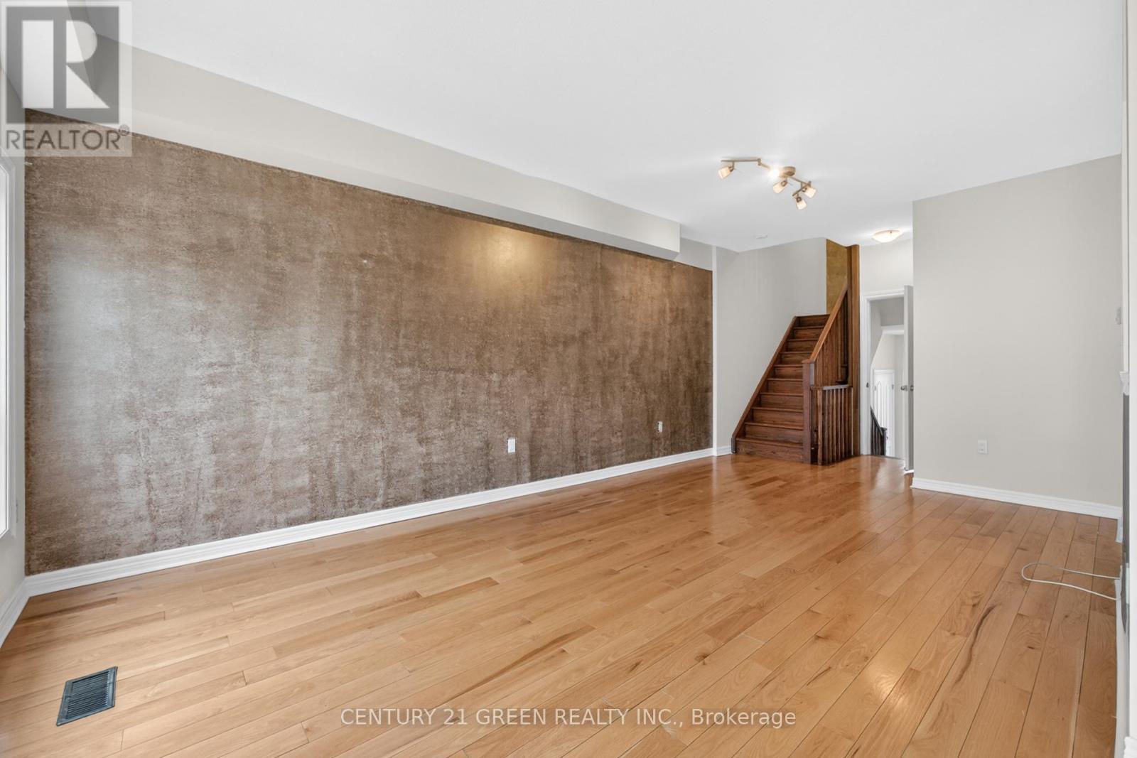 18 Palacebeach Trail, Hamilton, Ontario  L8E 5C3 - Photo 10 - X13831914