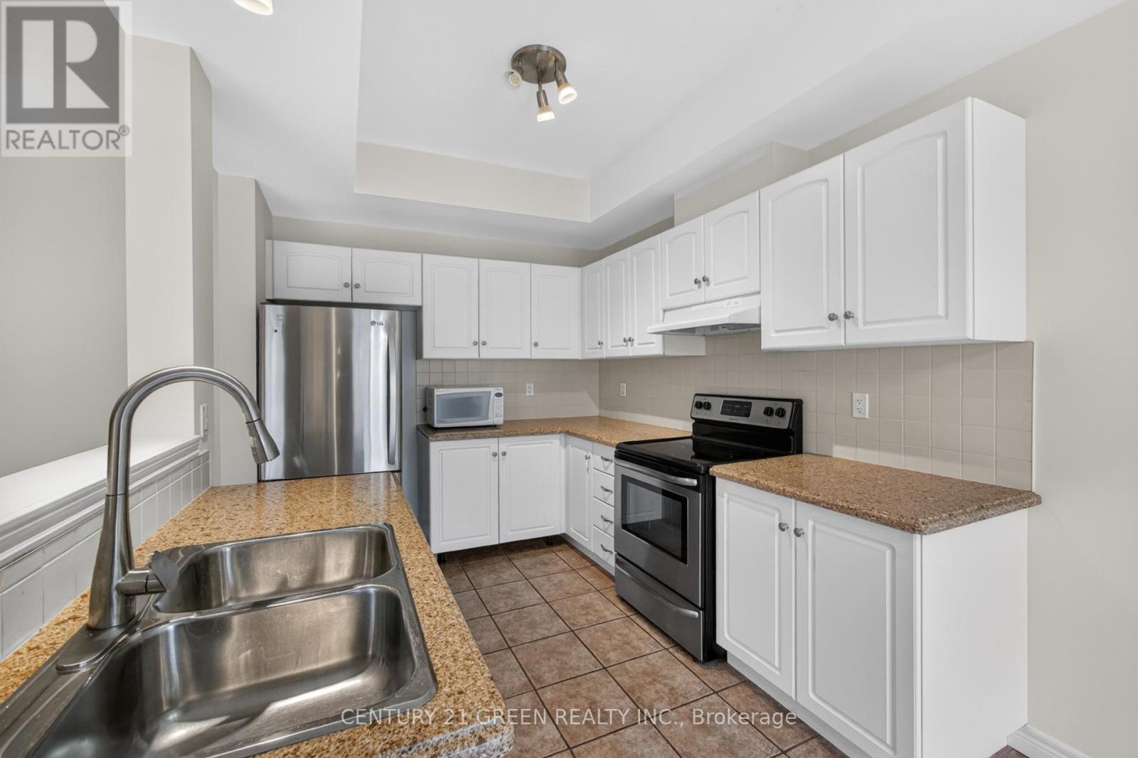18 Palacebeach Trail, Hamilton, Ontario  L8E 5C3 - Photo 18 - X13831914