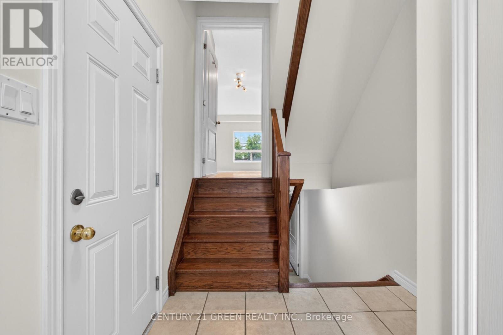 18 Palacebeach Trail, Hamilton, Ontario  L8E 5C3 - Photo 6 - X13831914
