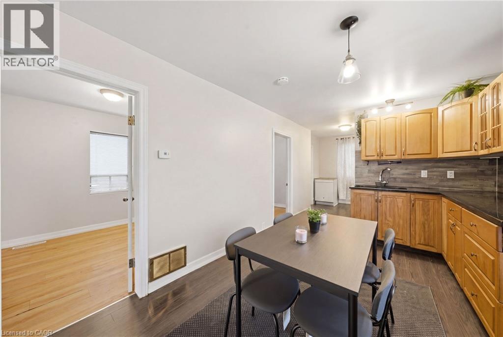 107 Broadway Street, Welland, Ontario  L3C 5L6 - Photo 10 - 40866758