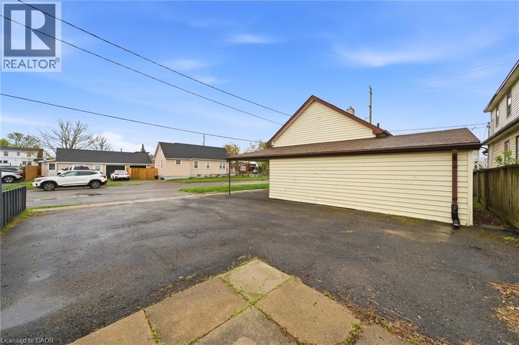 107 Broadway Street, Welland, Ontario  L3C 5L6 - Photo 30 - 40866758