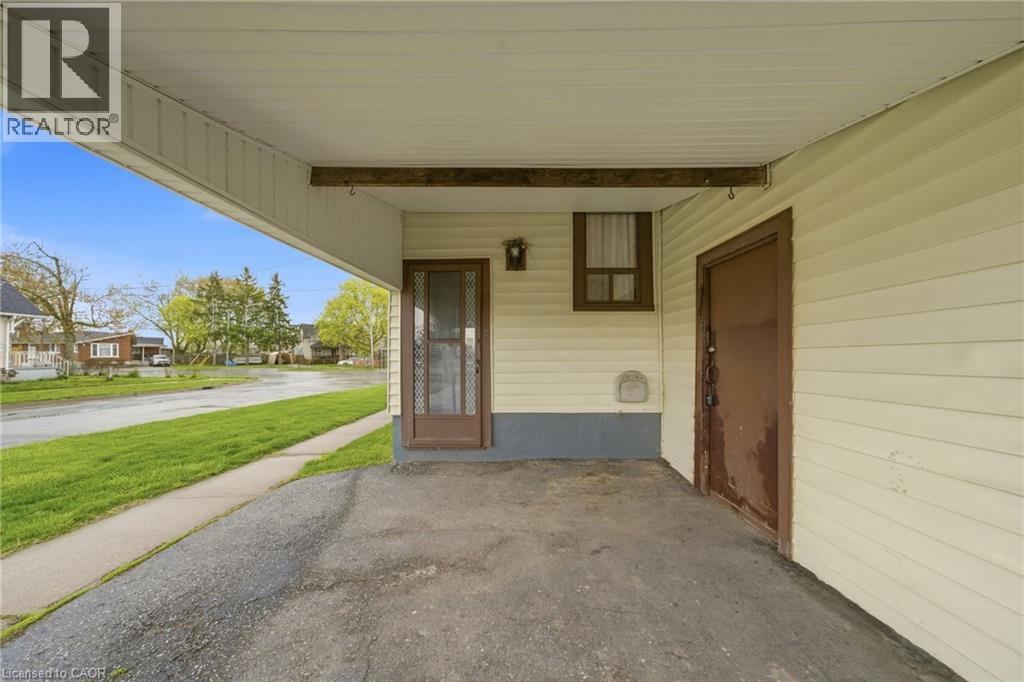 107 Broadway Street, Welland, Ontario  L3C 5L6 - Photo 33 - 40866758