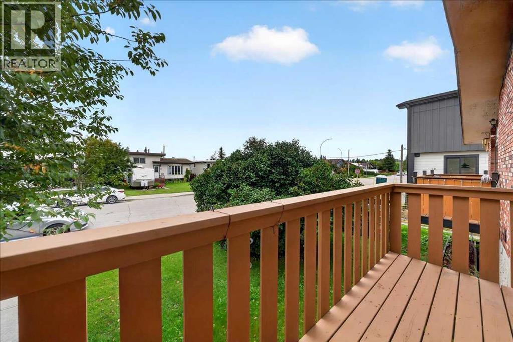 6407 34 Avenue Nw, Calgary, Alberta  T3B 1M9 - Photo 2 - A2346272