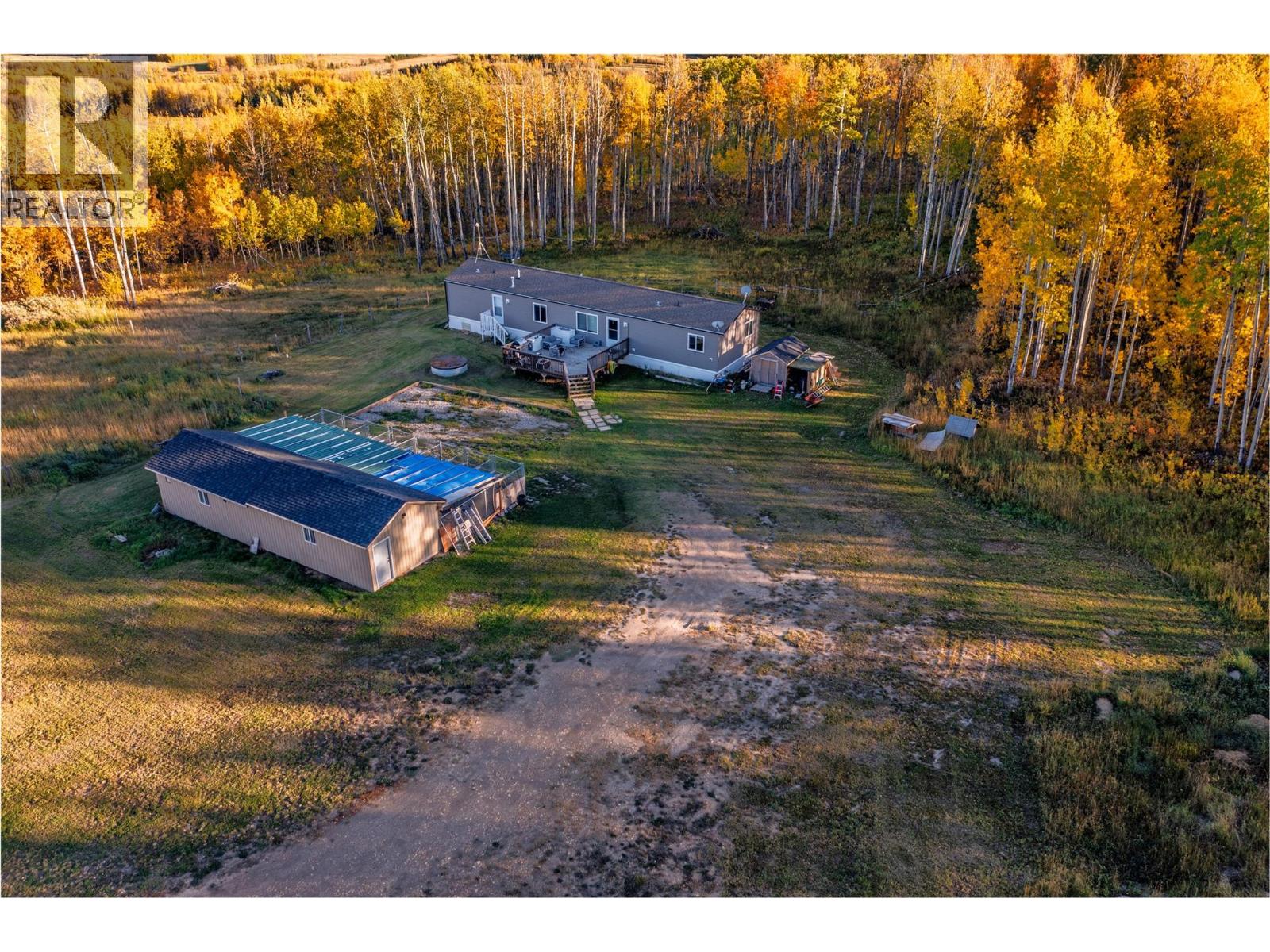 10111 253 Road, Dawson Creek, British Columbia  V0C 2E0 - Photo 5 - 10401956