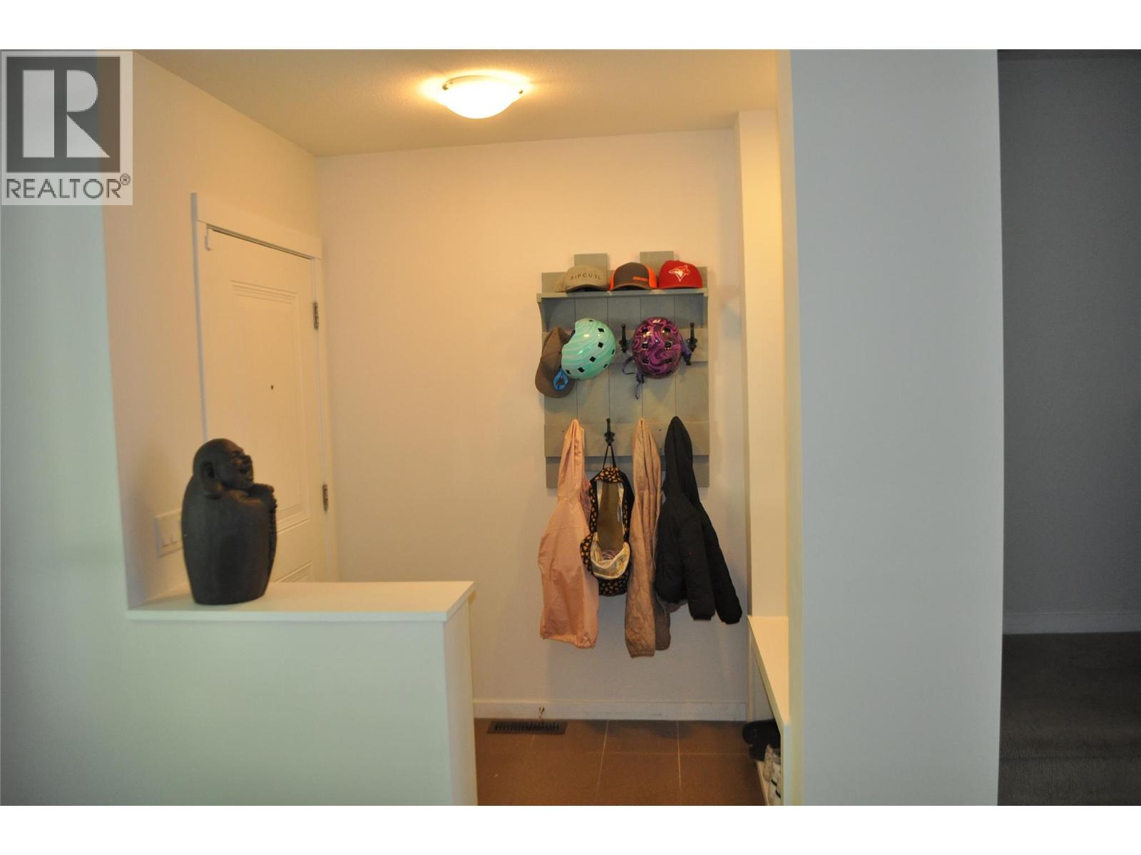 601 Boynton Place, Kelowna, British Columbia  V1V 3B5 - Photo 7 - 10399708
