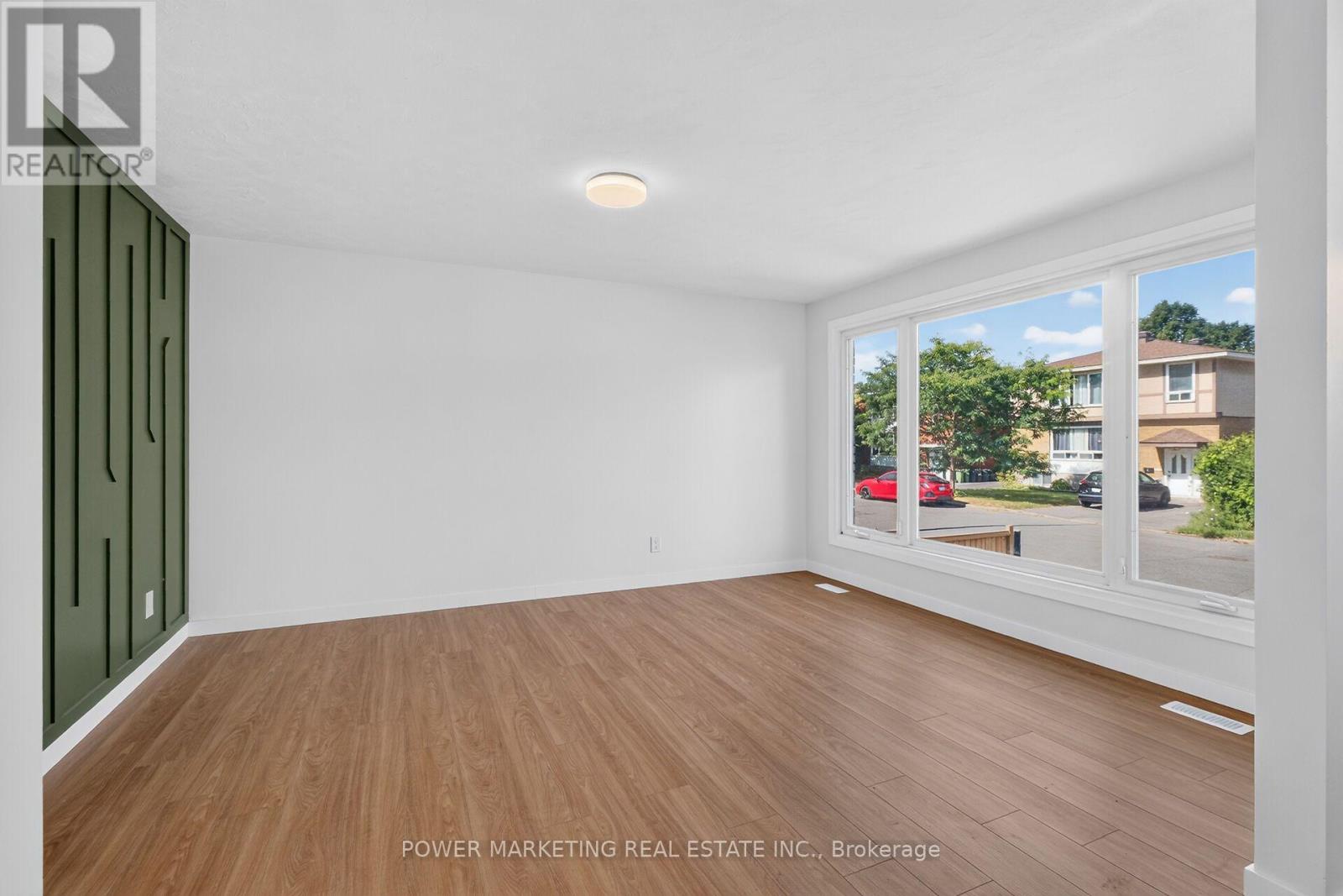 2654 Conn Street, Ottawa, Ontario  K2B 7C5 - Photo 4 - X13831936