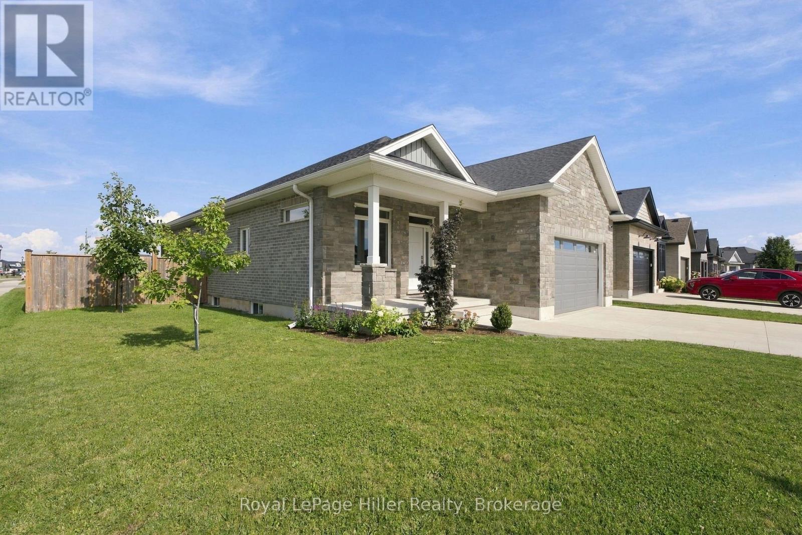 91 Orr Street, Stratford, Ontario  N5A 0H7 - Photo 2 - X13828478