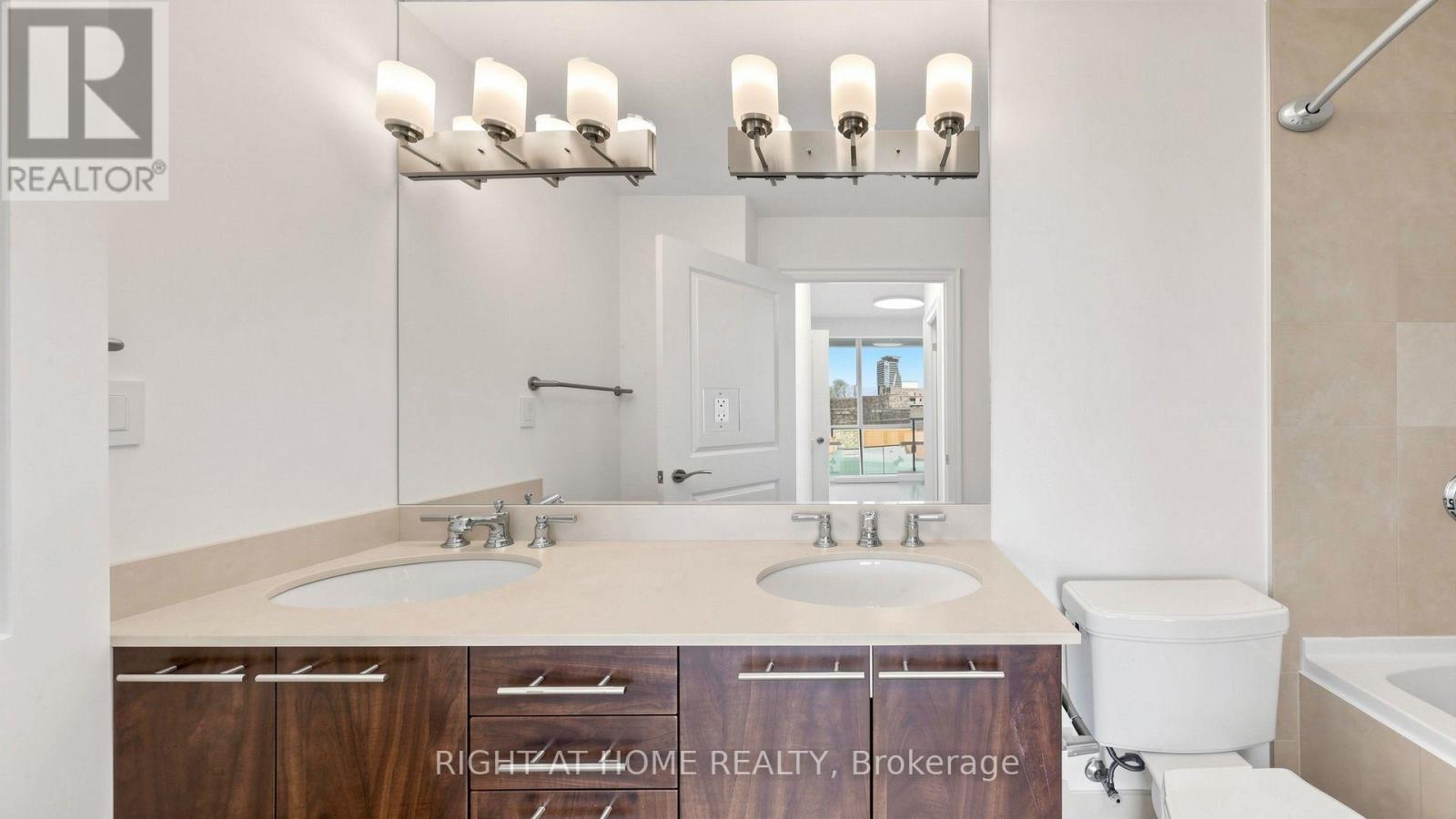 422 - 1 Bedford Road, Toronto, Ontario  M5R 2B5 - Photo 16 - C13831944