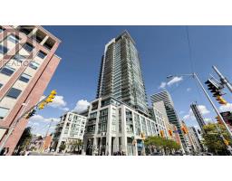 422 - 1 BEDFORD ROAD, Toronto, Ontario