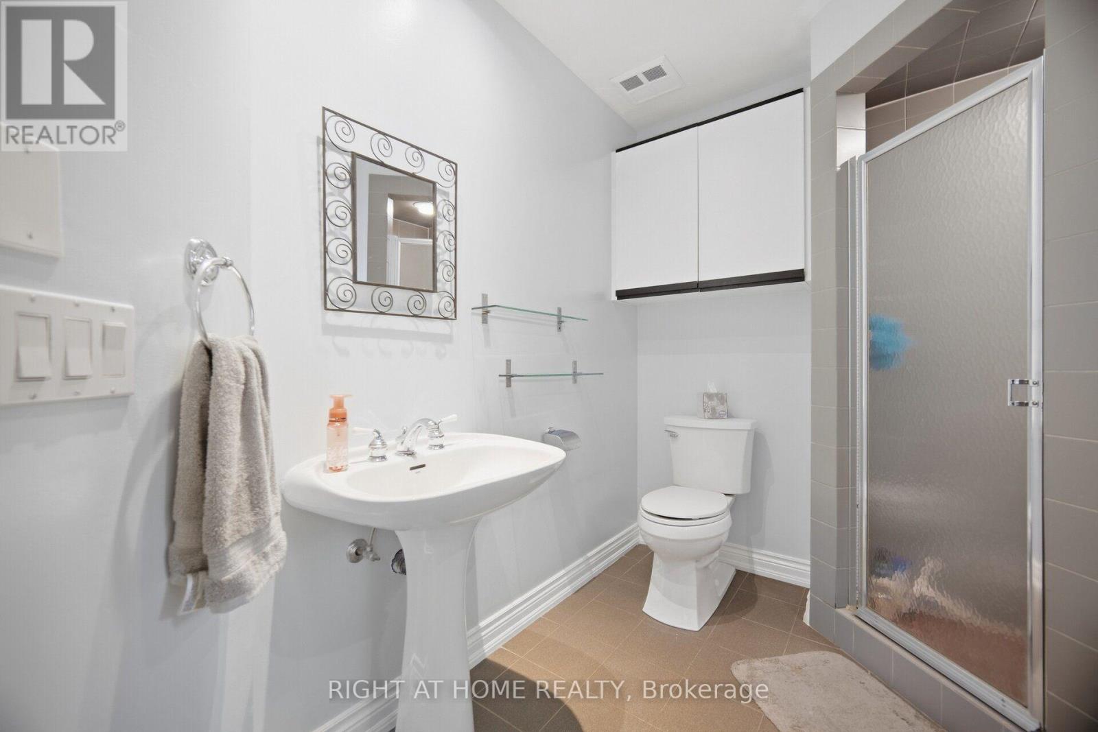 219 Broadway Avenue, Toronto, Ontario M4P 1W1 - Photo 20 - C13831954