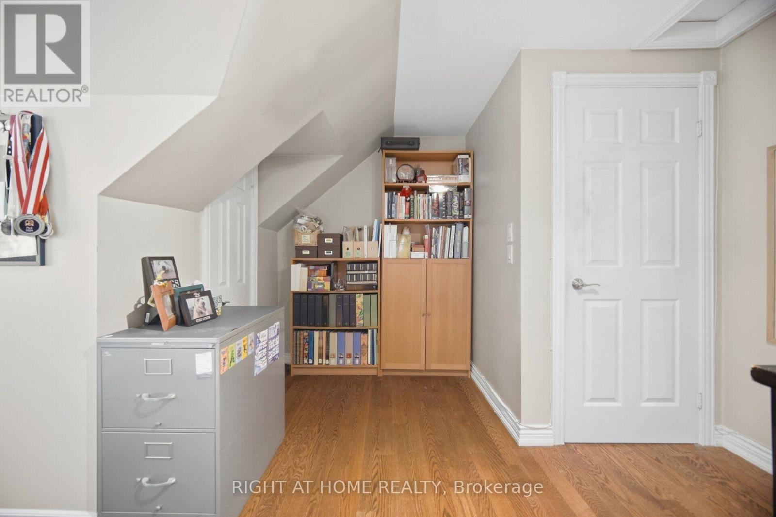 219 Broadway Avenue, Toronto, Ontario M4P 1W1 - Photo 30 - C13831954