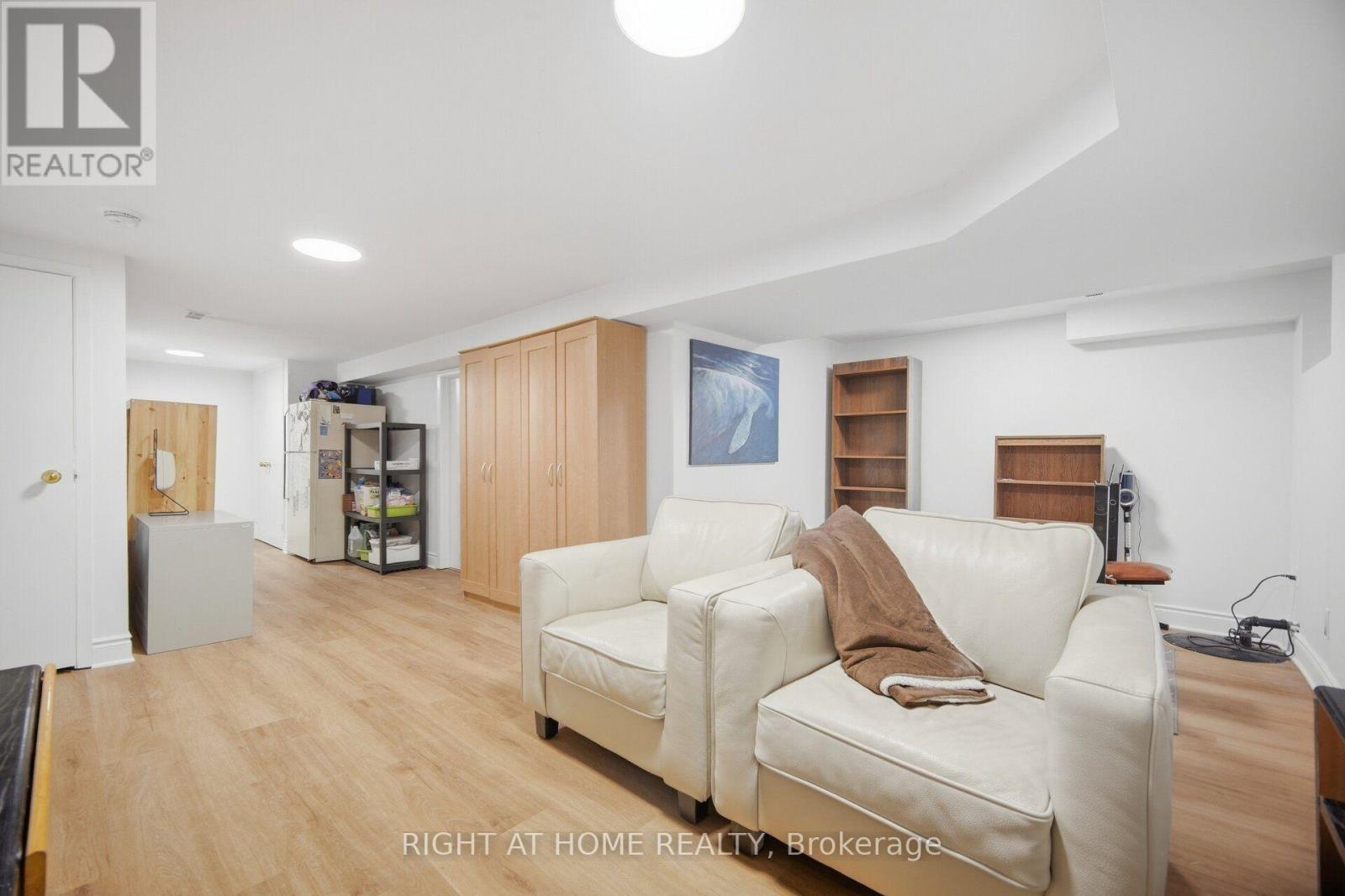 219 Broadway Avenue, Toronto, Ontario M4P 1W1 - Photo 40 - C13831954