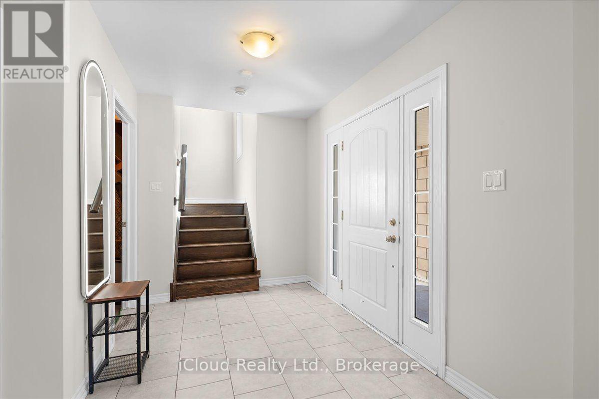 3047 George Savage Avenue, Oakville, Ontario  L6M 0Y8 - Photo 2 - W13831930
