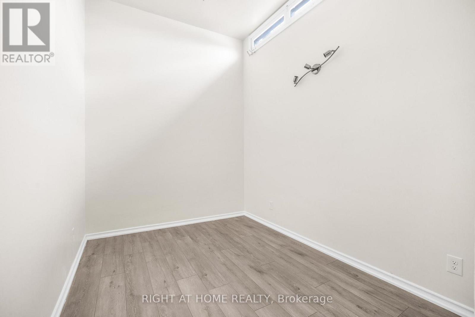1698a Eglinton Avenue W, Toronto, Ontario  M6E 2H5 - Photo 14 - W13831942
