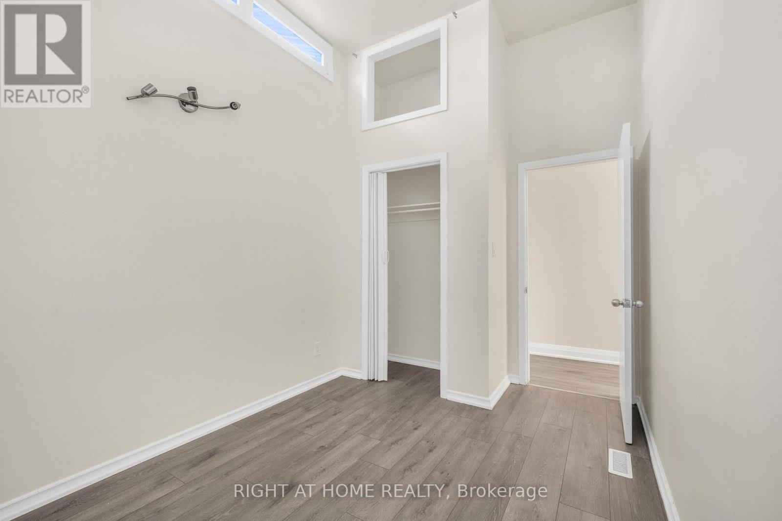 1698a Eglinton Avenue W, Toronto, Ontario  M6E 2H5 - Photo 15 - W13831942