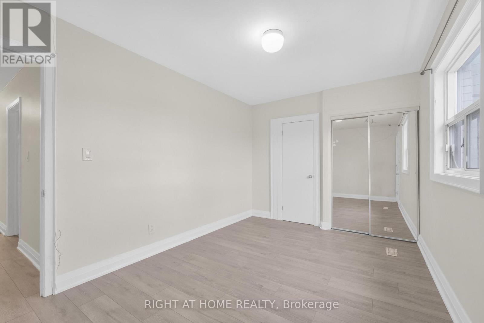 1698a Eglinton Avenue W, Toronto, Ontario  M6E 2H5 - Photo 18 - W13831942